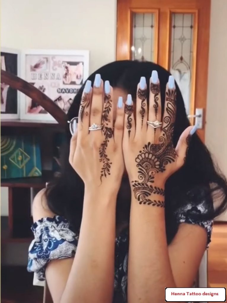 Cute Henna Tattoo